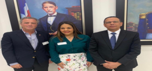 REUNIÓN MINISTRO DE EDUCACIÓN ANTONIO PEÑA MIRABAL